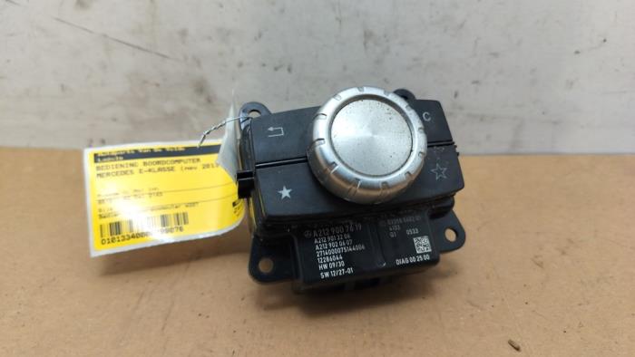 Used On-board computer controller Mercedes E (C207) E-220 CDI 16V BlueEfficiency Price € 60,50 Inclusive VAT offered by Autoparts Van De Velde