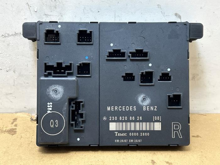 Usagé Module électronique central Mercedes SL (R230) 3.5 SL-350 V6 24V Prix € 181,50 Prix TTC proposé par Autoparts Van De Velde