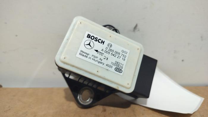 Begagnade Sensor (övriga) Mercedes SL (R230) 3.5 SL-350 V6 24V Pris € 102,85 Inklusive moms erbjuds av Autoparts Van De Velde