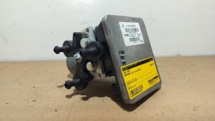Bloc ABS d'un Mercedes-Benz GLE Coupe (C167) 400d 2.9 4-Matic 2020