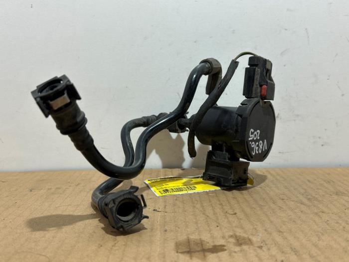 Gebrauchte Ventildicht Set Mercedes C Estate (S205) C-200 2.0 CGI 16V Preis € 108,90 Mit Mehrwertsteuer angeboten von Autoparts Van De Velde