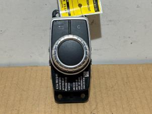 On-board computer controller from a Mercedes-Benz A (W176) 1.5 A-160 CDI, A-160d 16V 2014