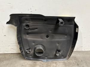 Abdeckblech Motor van een Mercedes-Benz A (W176) 1.5 A-160 CDI, A-160d 16V 2014