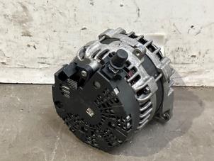Dynamo från en Mercedes-Benz A (W176) 1.5 A-160 CDI, A-160d 16V 2014