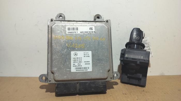 Used Ignition lock + computer Mercedes Sprinter 3t (906.61) 216 CDI 16V Price € 363,00 Inclusive VAT offered by Autoparts Van De Velde