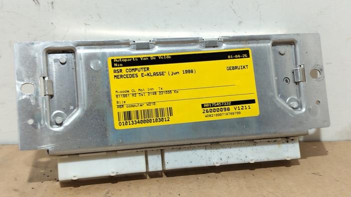 Gebrauchte ASR Steuergerät Mercedes E (W210) 2.2 E-220 CDI 16V Preis € 60,50 Mit Mehrwertsteuer angeboten von Autoparts Van De Velde