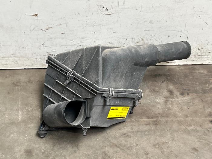 Gebrauchte Luftfiltergehäuse Mercedes C (W202) 1.8 C-180 16V Preis € 108,90 Mit Mehrwertsteuer angeboten von Autoparts Van De Velde