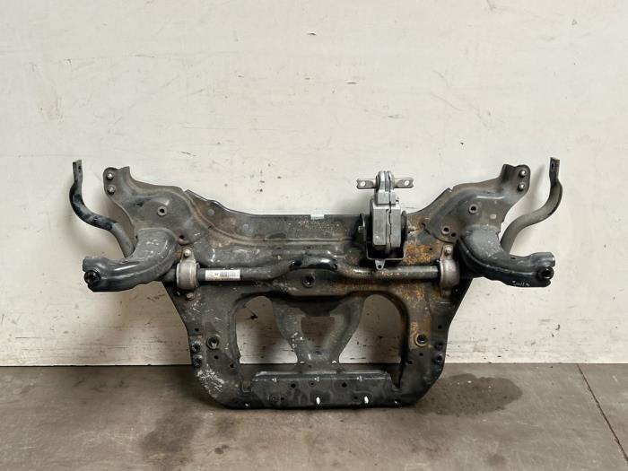 Begagnade Underram Mercedes EQA (N243) 250 67 kWh Pris € 484,00 Inklusive moms erbjuds av Autoparts Van De Velde