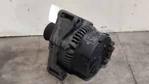 Dynamo van een Mercedes-Benz C (W202) 2.2 C-220 16V 1997