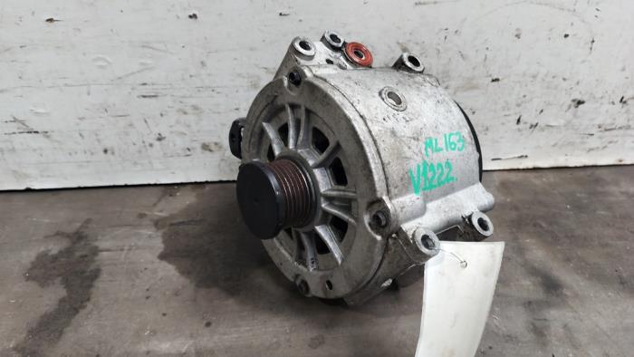 Gebrauchte Dynamo Mercedes ML I (163) 270 2.7 CDI 20V Preis € 211,75 Mit Mehrwertsteuer angeboten von Autoparts Van De Velde