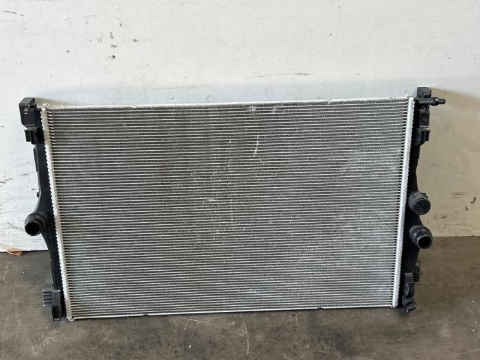 Usagé Radiateur Mercedes EQA (N243) 250 67 kWh Prix € 211,75 Prix TTC proposé par Autoparts Van De Velde