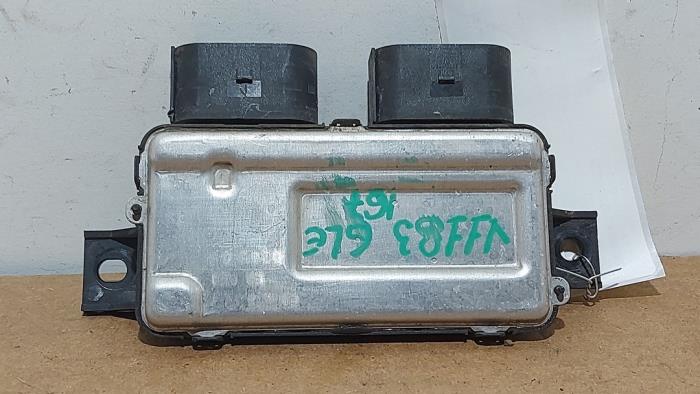 Usagé Module pompe carburant Mercedes GLE Coupe (C167) 400d 2.9 4-Matic Prix € 30,25 Prix TTC proposé par Autoparts Van De Velde