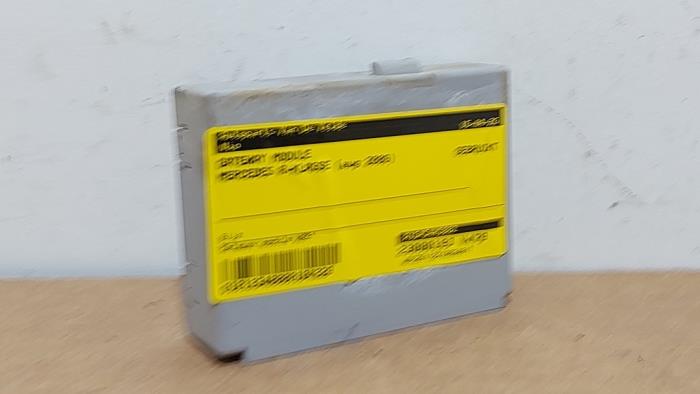 Używane Modul gateway Mercedes R (W251) 3.0 320 CDI 24V 4-Matic Cena € 127,05 Z VAT oferowane przez Autoparts Van De Velde
