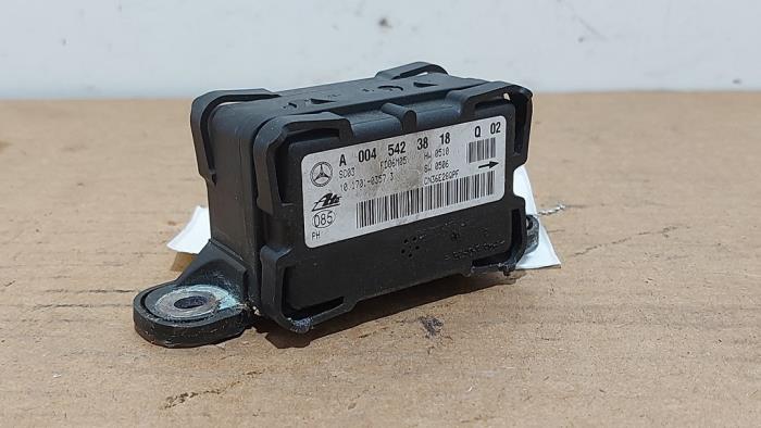 Begagnade Styrvinkelsensor Mercedes R (W251) 3.0 320 CDI 24V 4-Matic Pris € 151,25 Inklusive moms erbjuds av Autoparts Van De Velde