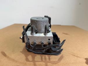 ABS Computer from a Mercedes-Benz A (W176) 1.5 A-180 CDI, A-180d 16V 2014