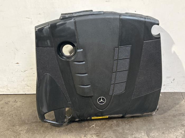Used Engine cover Mercedes E (W211) 2.2 E-200 CDI 16V Price € 102,85 Inclusive VAT offered by Autoparts Van De Velde