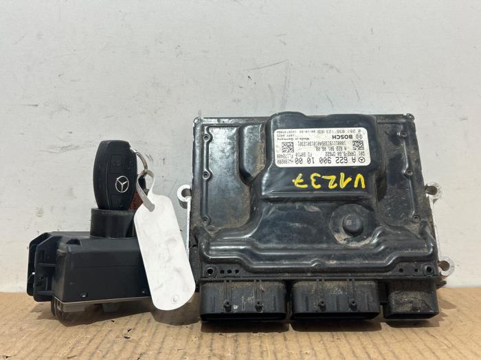 Used Ignition lock + computer Mercedes Vito (447.6) 1.7 110 CDI 16V Price € 363,00 Inclusive VAT offered by Autoparts Van De Velde