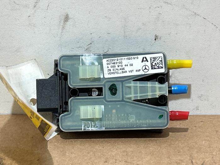 Usagé Divers Mercedes B (W246/W242) 1.8 B-180 CDI BlueEFFICIENCY 16V Prix € 36,30 Prix TTC proposé par Autoparts Van De Velde