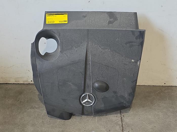 Gebrauchte Abdeckblech Motor Mercedes GLA (156.9) 2.2 200 CDI, d 16V Preis € 42,35 Mit Mehrwertsteuer angeboten von Autoparts Van De Velde
