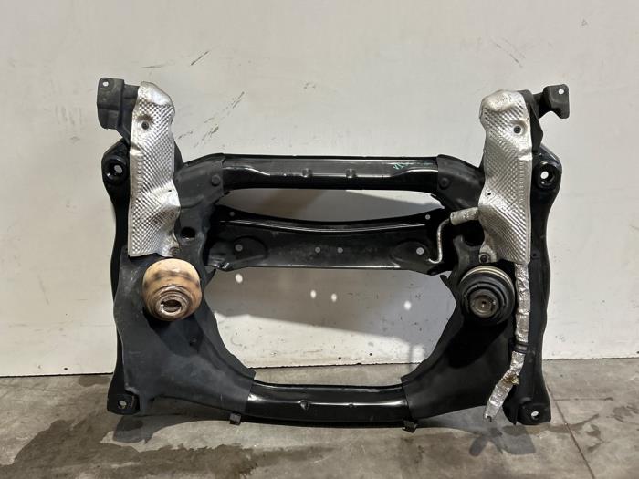 Used Subframe Mercedes CL (216) 5.5 CL-550 V8 32V Price € 242,00 Inclusive VAT offered by Autoparts Van De Velde