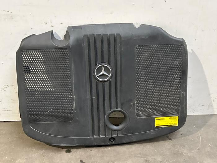 Gebrauchte Abdeckblech Motor Mercedes GLK (204.7/9) 2.2 200 CDI 16V BlueEfficiency Preis € 36,30 Mit Mehrwertsteuer angeboten von Autoparts Van De Velde