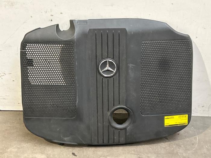 Gebrauchte Abdeckblech Motor Mercedes GLK (204.7/9) 2.2 200 CDI 16V BlueEfficiency Preis € 36,30 Mit Mehrwertsteuer angeboten von Autoparts Van De Velde