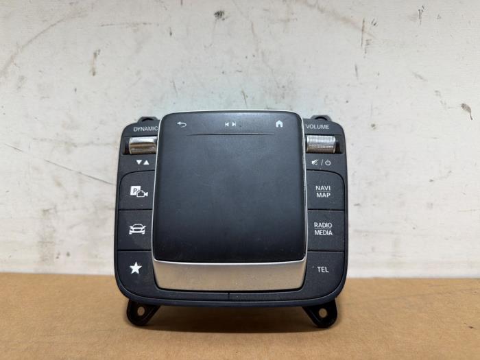 Usagé Commande ordinateur de bord Mercedes EQA (N243) 250 67 kWh Prix € 78,65 Prix TTC proposé par Autoparts Van De Velde