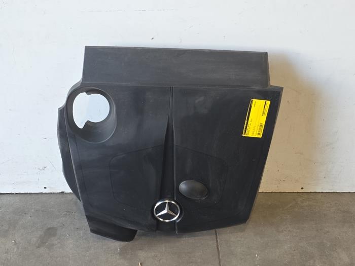 Gebrauchte Abdeckblech Motor Mercedes GLA (156.9) 2.2 200 CDI, d 16V Preis € 42,35 Mit Mehrwertsteuer angeboten von Autoparts Van De Velde