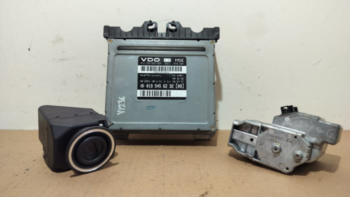 Used Ignition lock + computer Mercedes CLK (C208) 2.0 200 16V Price € 272,25 Inclusive VAT offered by Autoparts Van De Velde
