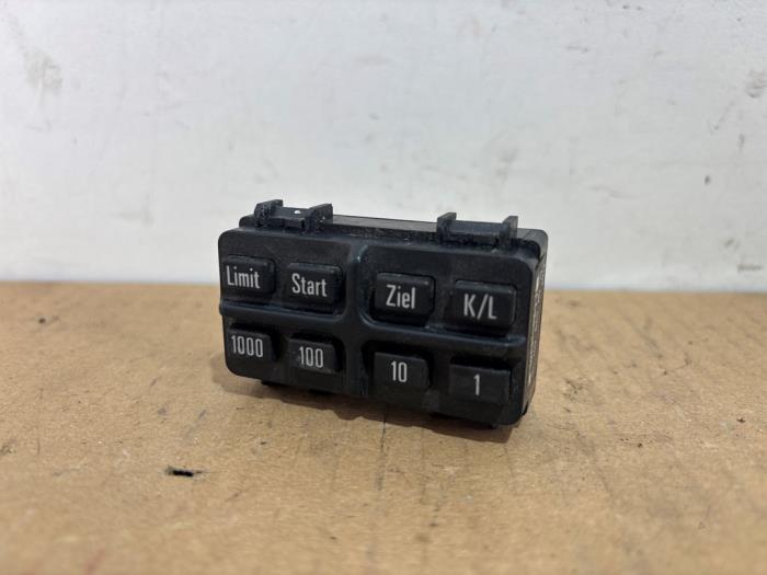 Used On-board computer controller Mercedes S (W126) 300 SE,SEL Price € 151,25 Inclusive VAT offered by Autoparts Van De Velde