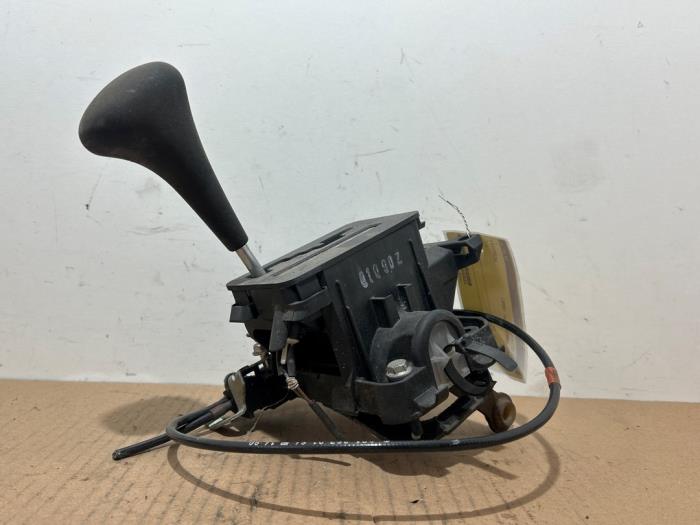 Gebrauchte Schaltbox Mercedes 190 (W201) 2.5 D Preis € 151,25 Mit Mehrwertsteuer angeboten von Autoparts Van De Velde