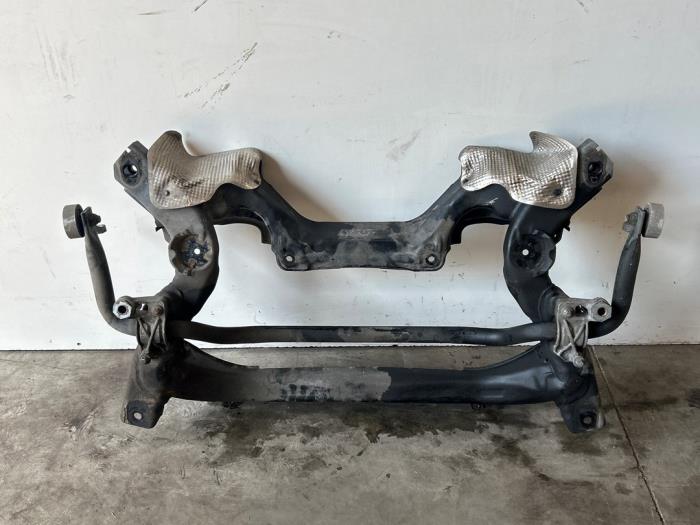 Usagé Faux châssis Mercedes CLS (C219) 350 CDI 24V Prix € 181,50 Prix TTC proposé par Autoparts Van De Velde
