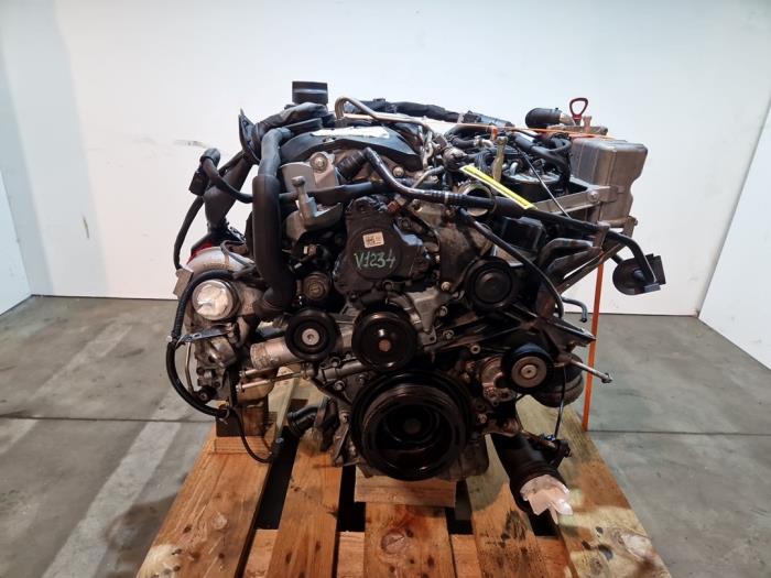 Usados Motor Mercedes E (W211) 2.2 E-220 CDI 16V Precio € 1.512,50 IVA incluido ofrecido por Autoparts Van De Velde