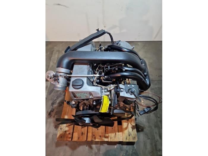 Engine from a Mercedes-Benz C (W202) 2.0 C-200D 1993