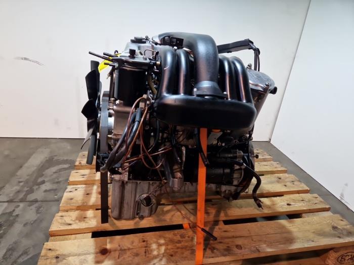 Engine from a Mercedes-Benz C (W202) 2.0 C-200D 1993