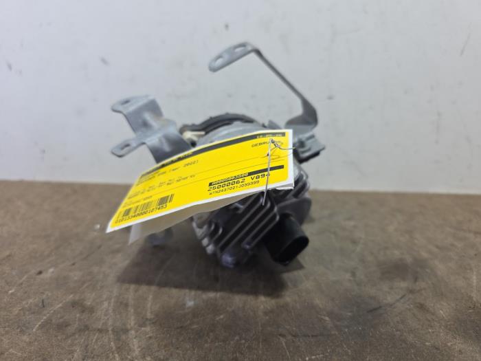 Begagnade Vattenpump Mercedes EQA (N243) 250 67 kWh Pris € 60,50 Inklusive moms erbjuds av Autoparts Van De Velde