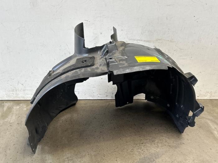 Używane Nadkole Mercedes EQB (X243) 250+ 71 kWh Cena € 72,60 Z VAT oferowane przez Autoparts Van De Velde