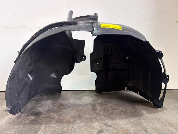 Używane Nadkole Mercedes EQB (X243) 250+ 71 kWh Cena € 72,60 Z VAT oferowane przez Autoparts Van De Velde