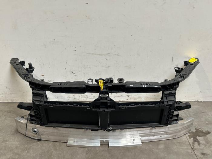 Używane Panel przedni Mercedes EQA (N243) 250+ 71 kWh Cena € 853,05 Z VAT oferowane przez Autoparts Van De Velde