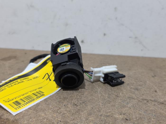 Gebrauchte Temperatursensor innen Mercedes CLE (C236) Preis € 48,40 Mit Mehrwertsteuer angeboten von Autoparts Van De Velde
