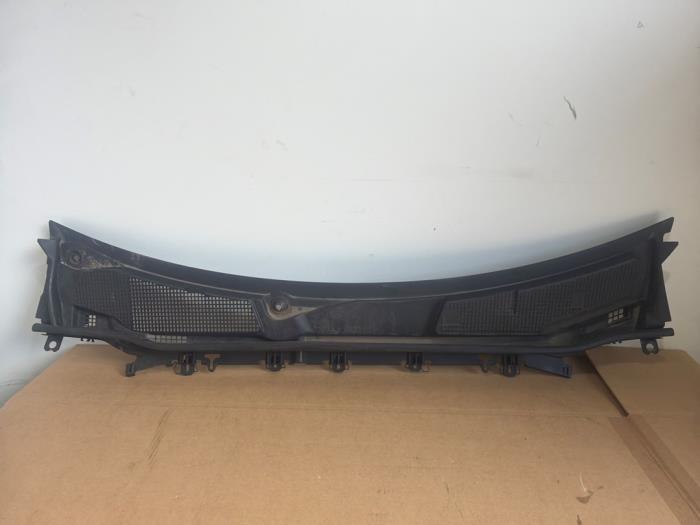 Usagé Divers Mercedes CLA Shooting Brake (118.6) 1.3 CLA-200 Turbo 16V Prix € 90,75 Prix TTC proposé par Autoparts Van De Velde