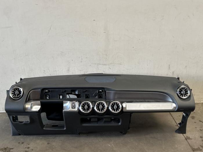 Używane Panel Mercedes GLB (247.6) Cena € 574,75 Z VAT oferowane przez Autoparts Van De Velde