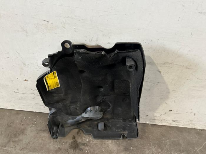 Abdeckblech Motor van een Mercedes-Benz Vito (639.7) 2.2 116 CDI 16V 4x4 Euro 5 2011