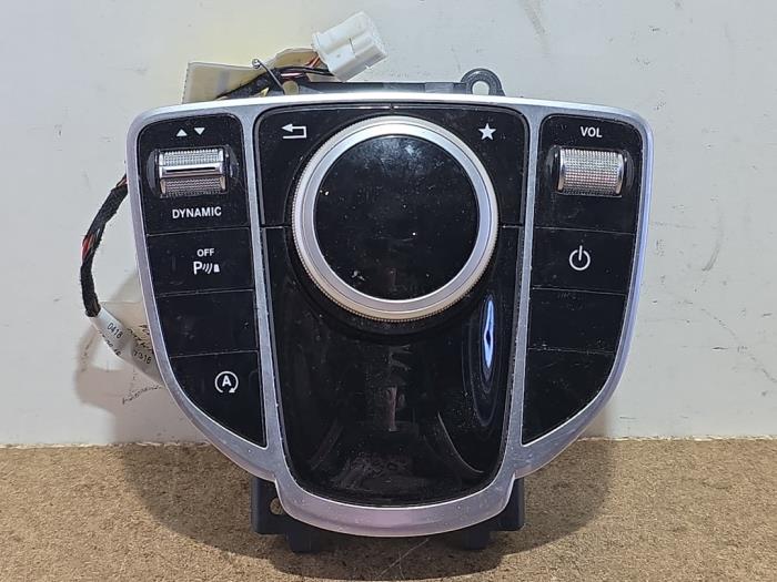 Usagé Commande ordinateur de bord Mercedes C Estate (S205) C-200d 2.2 16V Prix € 60,50 Prix TTC proposé par Autoparts Van De Velde