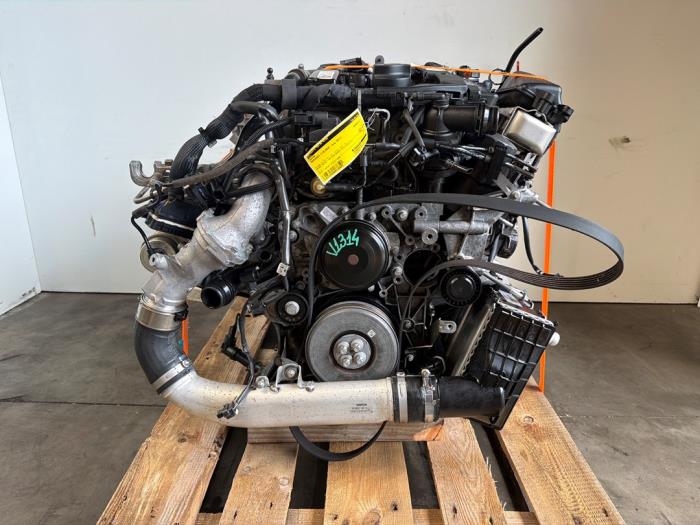 Usados Motor Mercedes C Estate (S205) C-200d 2.2 16V Precio € 4.416,50 IVA incluido ofrecido por Autoparts Van De Velde