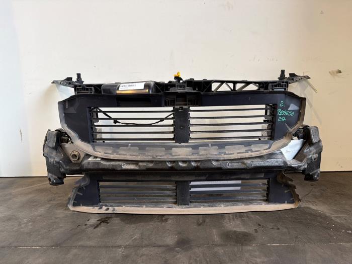 Używane Panel przedni Mercedes GLB (247.6) Cena € 853,05 Z VAT oferowane przez Autoparts Van De Velde