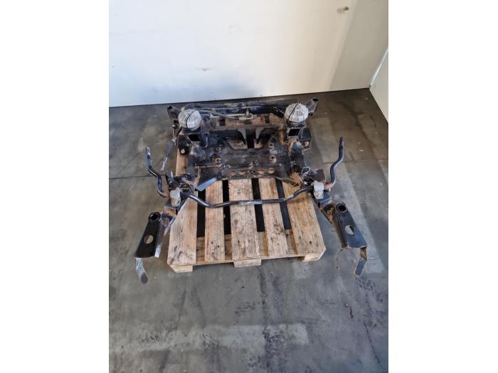 Used Subframe Mercedes Vito (639.7) 2.2 116 CDI 16V 4x4 Euro 5 Price € 544,50 Inclusive VAT offered by Autoparts Van De Velde