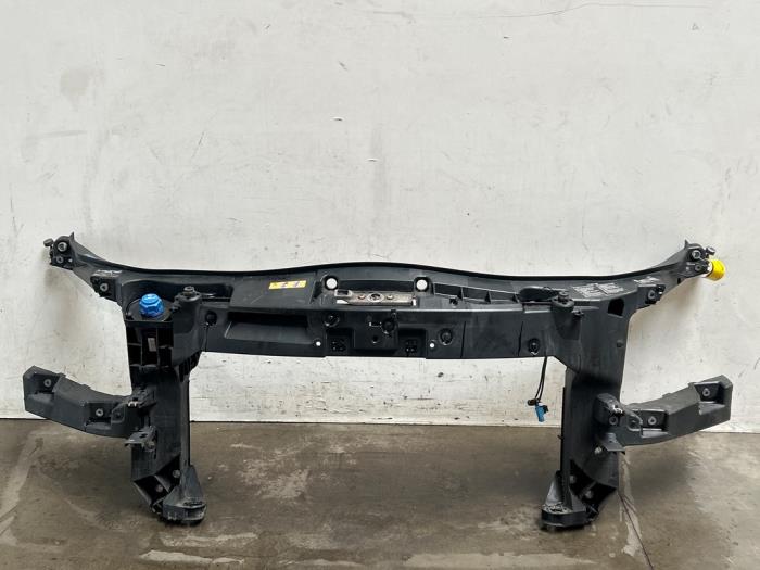 Begagnade Front Mercedes Sprinter 3,5t (910.0/910.1/907.1/907.2) 314 CDI 2.1 D RWD Pris € 199,65 Inklusive moms erbjuds av Autoparts Van De Velde