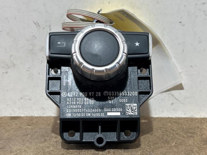 Usagé Navigation télécommande Mercedes E Estate (S212) E-200 CDI 16V BlueEfficiency,BlueTEC Prix sur demande proposé par Autoparts Van De Velde