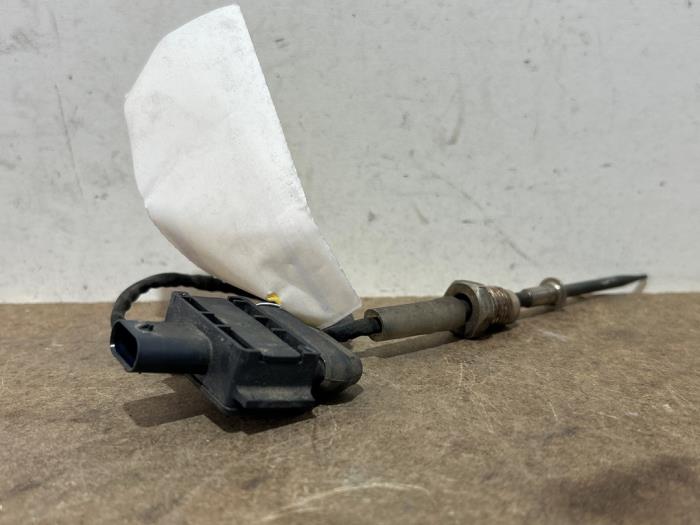 Usados Sensor Nox Mercedes E (W214) E-220d 2.0 Turbo 16V Precio € 60,50 IVA incluido ofrecido por Autoparts Van De Velde